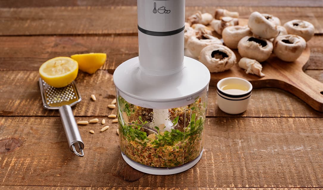 Ingredientes a serem triturados na máquina
