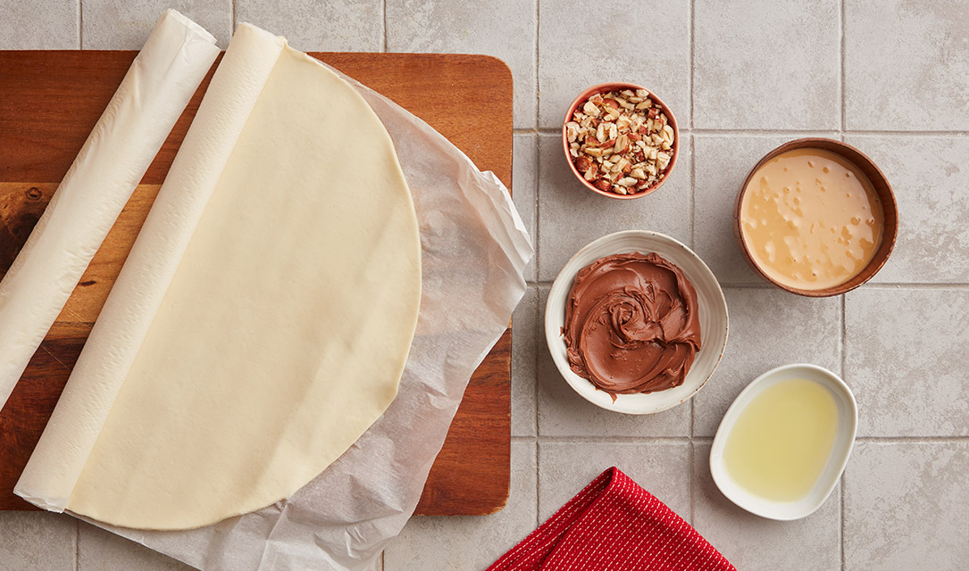 Ingredientes para bolo entrançado de páscoa